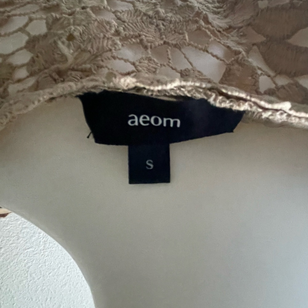 Vici floral lace button down top - Picture 9 of 9